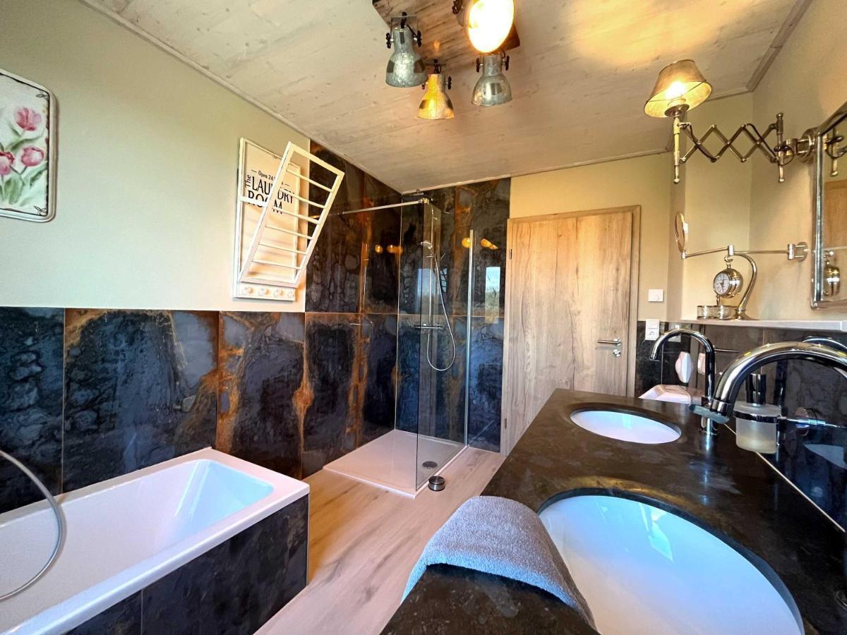 Altes Zollhaus Daire Hallschlag Dış mekan fotoğraf